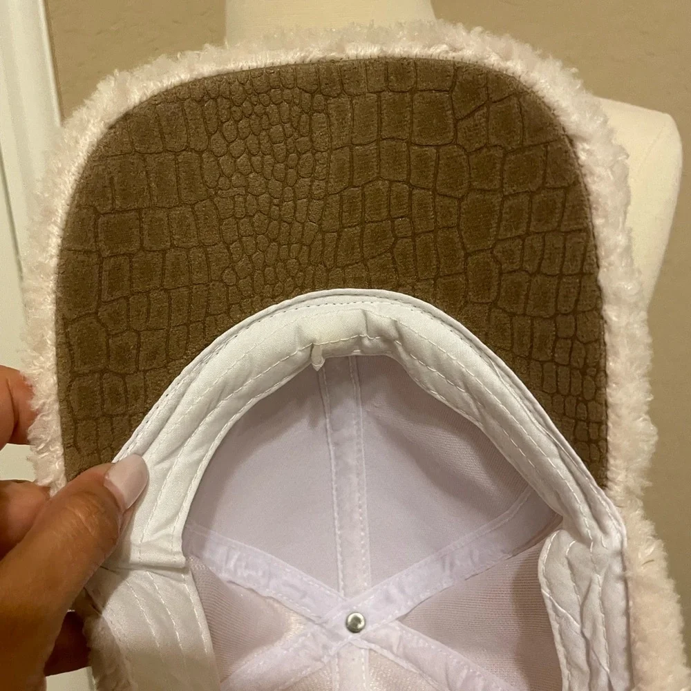 Vince Camuto Fur Hat - Picture 3 of 4